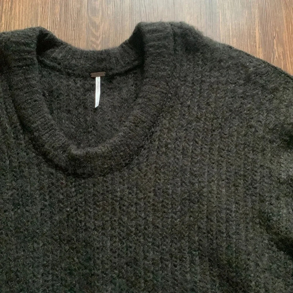 NWT Free People Black Sweater - Picture 3 of 16
